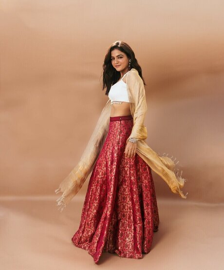Wamiqa Gabbi thumbnail