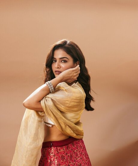 Wamiqa Gabbi high quality star pics