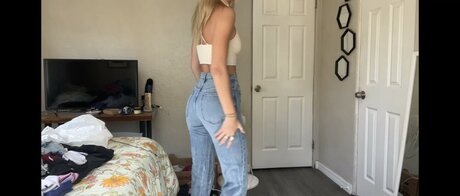 Beez ASMR modelo superior imágenes