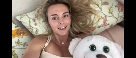 Beez ASMR best pornstar galleries