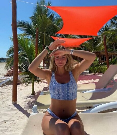 Beez ASMR modelo xxx fotos