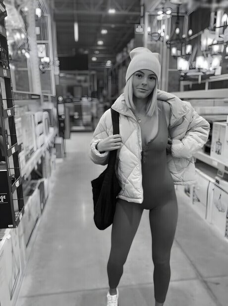 Beez ASMR actrice porno img