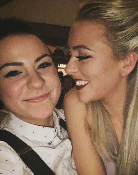 Lucy Spraggan belle actrice galerie