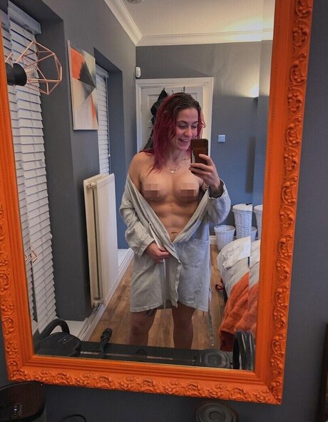 Lucy Spraggan actriz libre imágenes