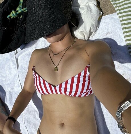 Jennifer Mika estrella porno gratis fotos