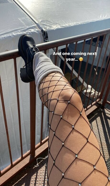 Jennifer Mika estrella porno desnuda imágenes