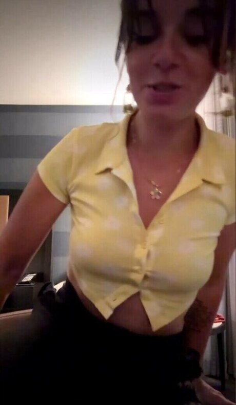 Leyla Ingalls modelo pornografico galerías