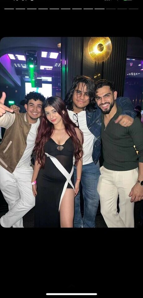 Riya Pandey pornstar nice pics