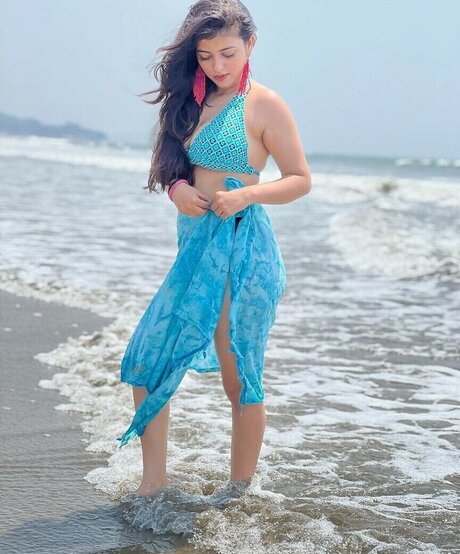 Riya Pandey star nice photo