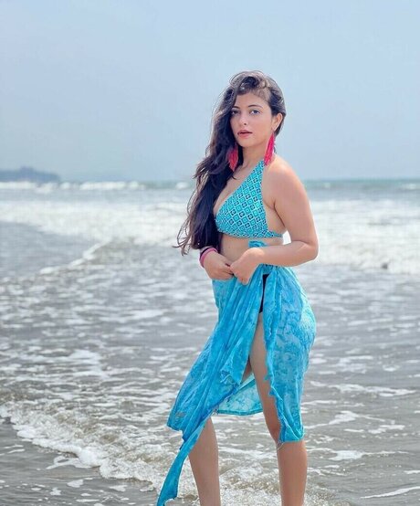 Riya Pandey estrella del arte imágenes