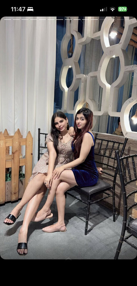 Riya Pandey star nude image