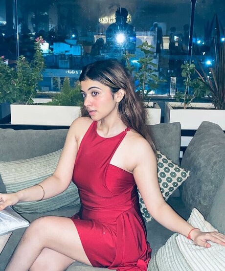 Riya Pandey nudes model image