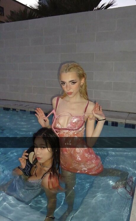Sophie Powers exclusive star pic