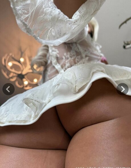 Sophie Swaney étoile exclusive des photos