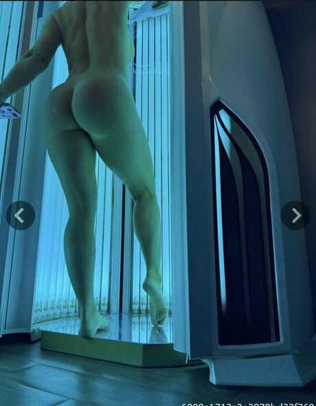 Sophie Swaney porn model image