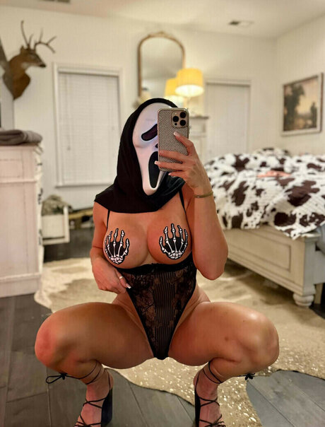 Sophie Swaney star nude photo
