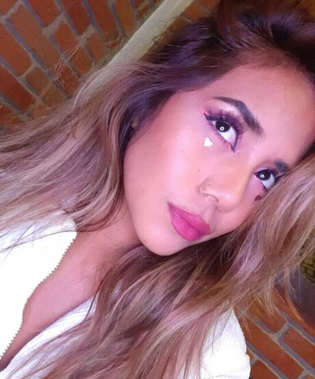 Saturnna Moon modèle de sexe images