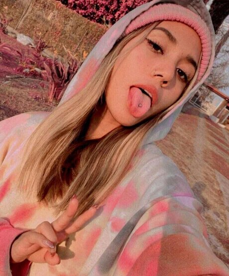 Lesbianas con strap-on onlyfans desnudo xxx recopilación