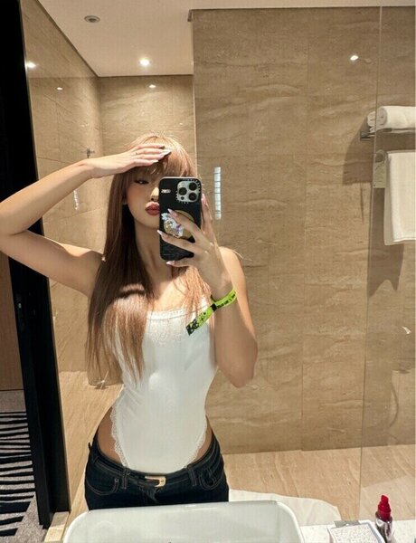 jjayyerr_ modèle de haute qualité galerie