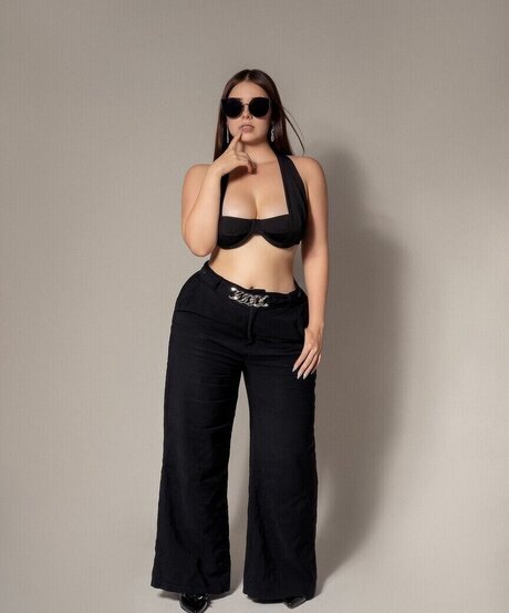 Marianahoyosr modèle de haute qualité galerie