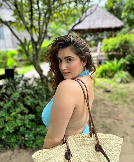 Shivaleeka Oberoi sexo estrella archivo