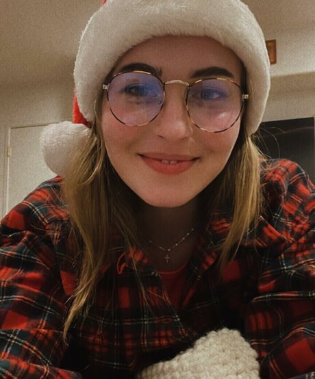 Cassie Claire Miniatura