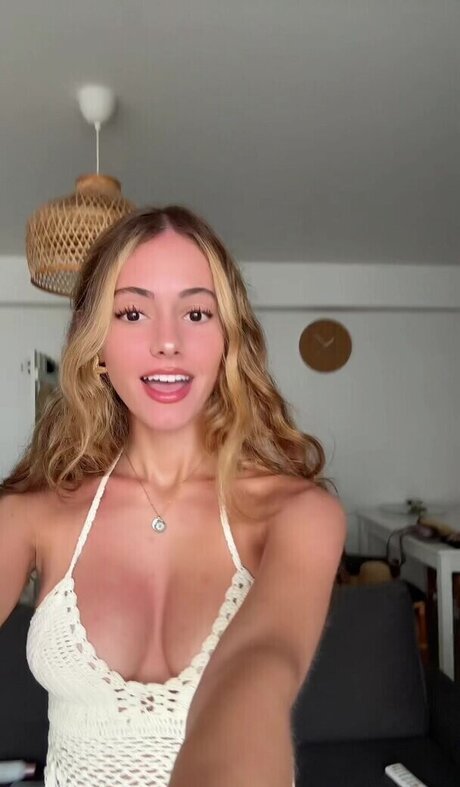 Lily Gottfried exclusive star images