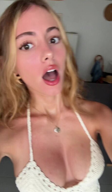 Lily Gottfried xxx model gallery