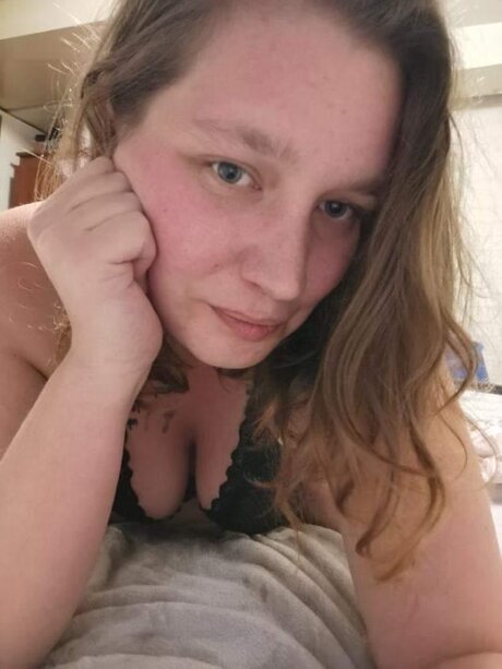 Bumble Bree pornstar adult photo