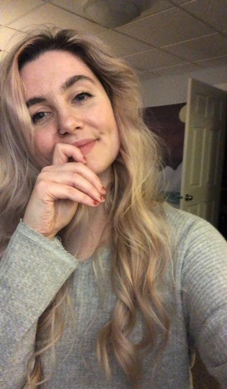 verysmolhat modelo hermosa imágenes