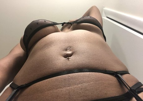 venusmoon3 modelo atractivo archivo