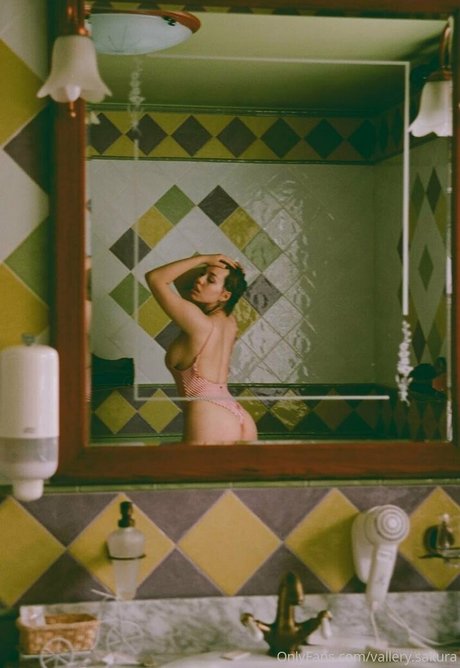 vallery sakura estrella porno erótica recopilación