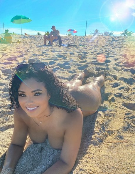 Tyler Wisby hermosa estrella galerías