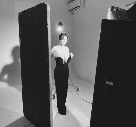 adrianafenice hermosa estrella porno imágenes