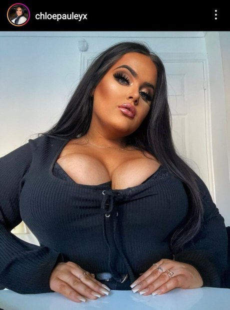 Chloe Jade Paul hot model gallery