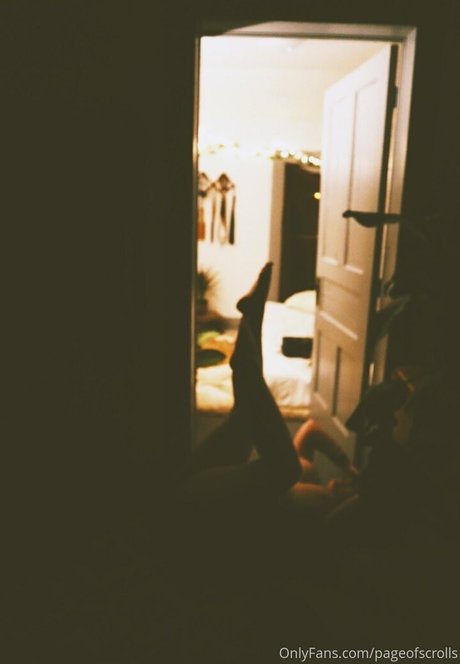 pageofscrolls modèle de sexe photos