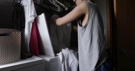 Esther Perepechkin modèle chaud img