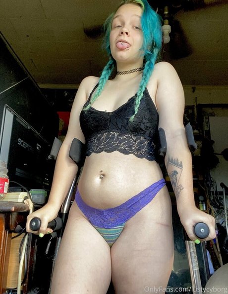 lustycyborg estrella hd archivo