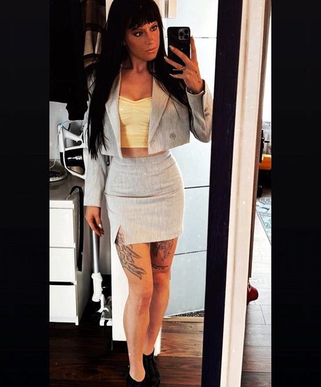 gelliii93_ art modèle images