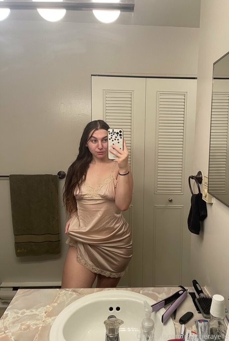 maggierayelle estrella hermosa foto