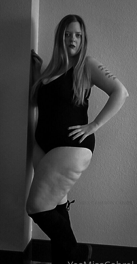 yesmisscabrel modelo sexy fotos