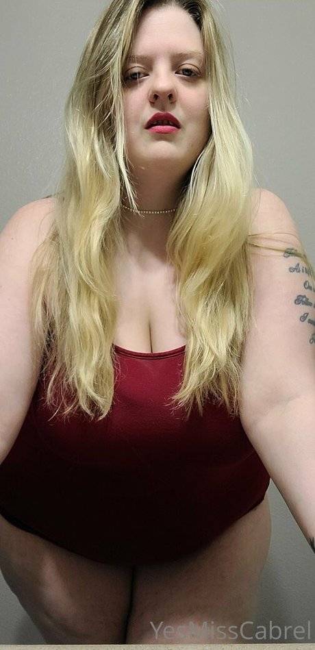 yesmisscabrel star du porno érotique photo