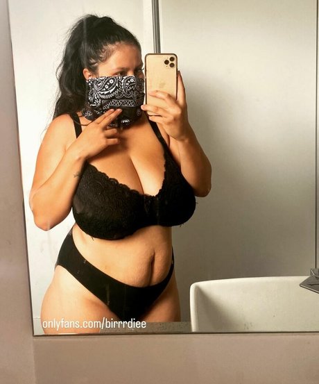 mzbirrrdiee adult star pics