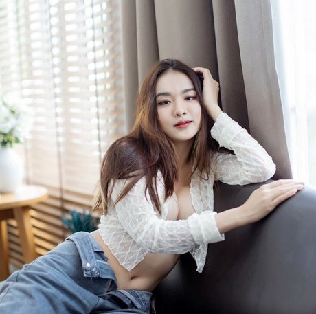 foxie way nice model photos