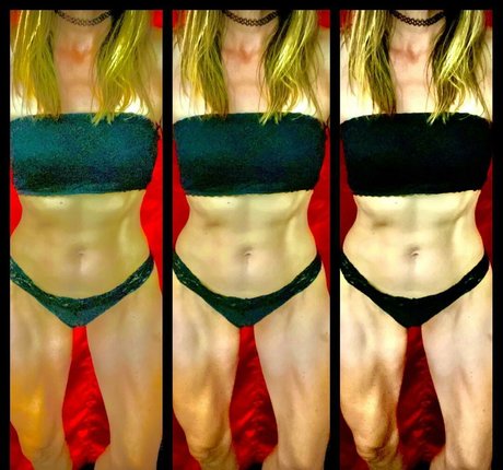 aska69 actrice érotique galeries