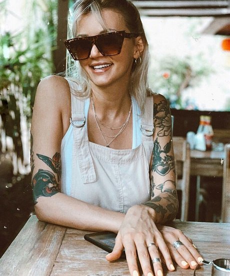 Daria Perel Miniature