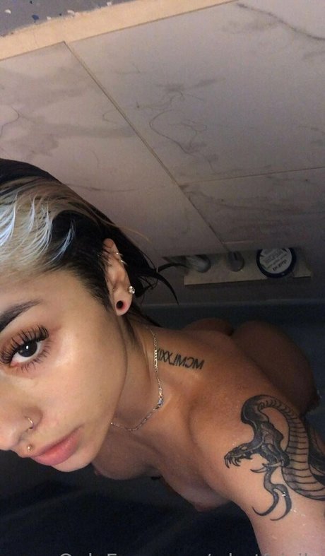 whotfsicily star du porno érotique img