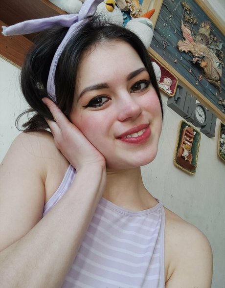 erikaxki star img