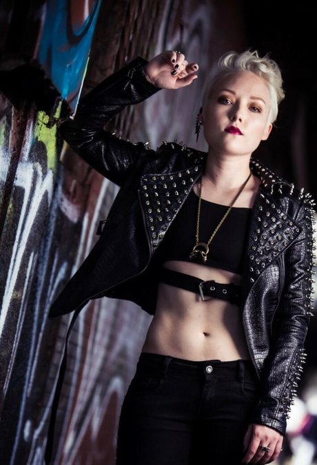Josephine McAdam exclusive model img