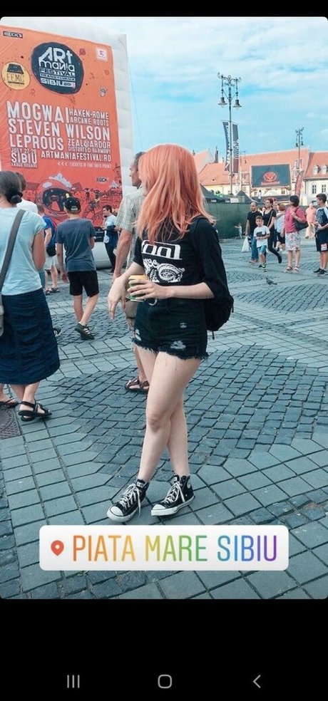 Danna Alquati modelo libre foto